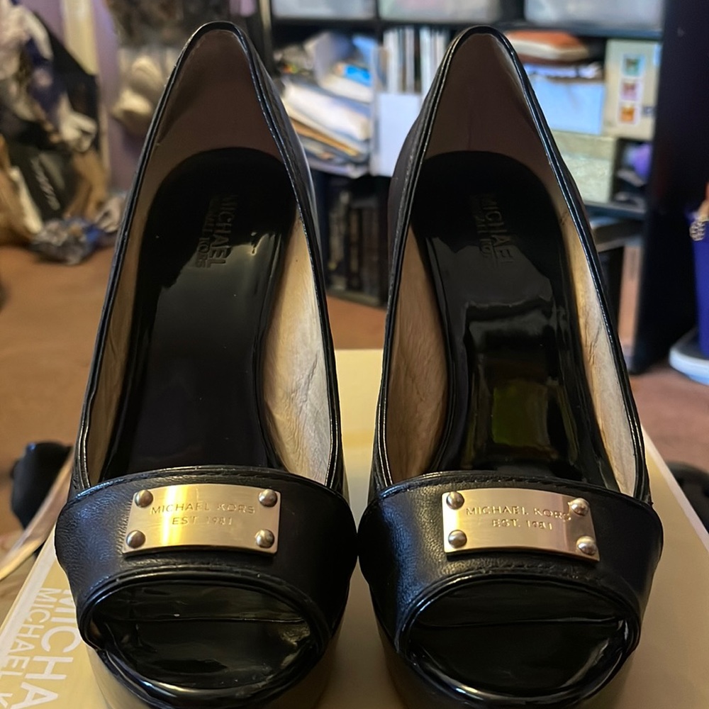 Michael Kors Platform peep toe heels